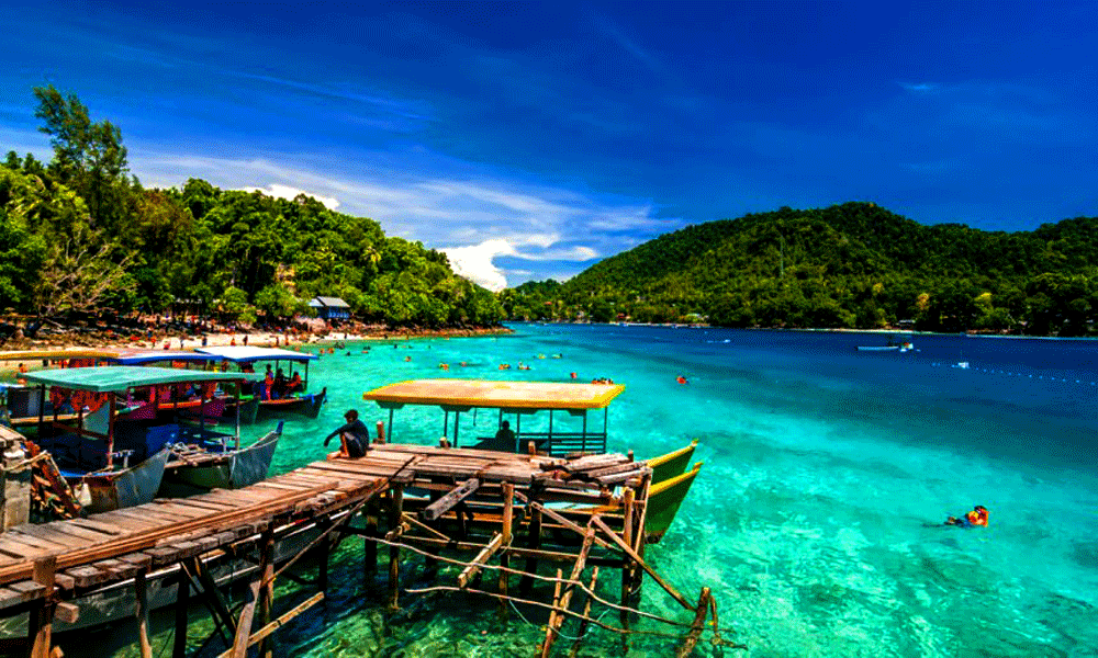 Eksotisme Dunia Bawah Laut  yang Menawan di Pulau  Rubiah 